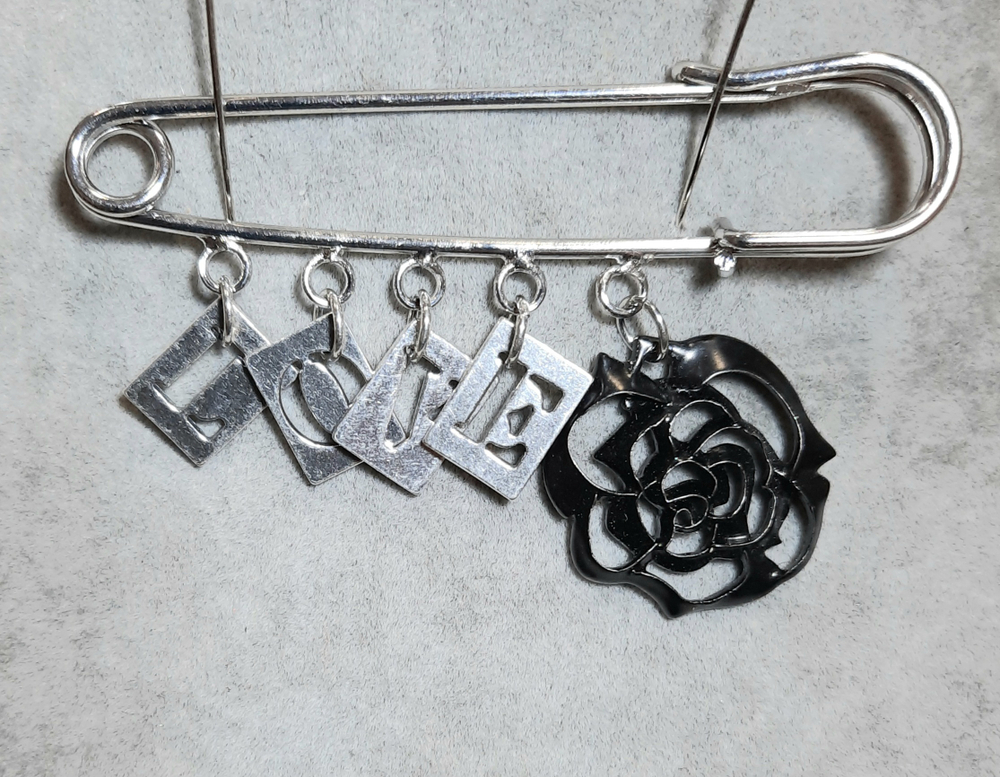 "Булавка" брошь из коллекции "Composition"