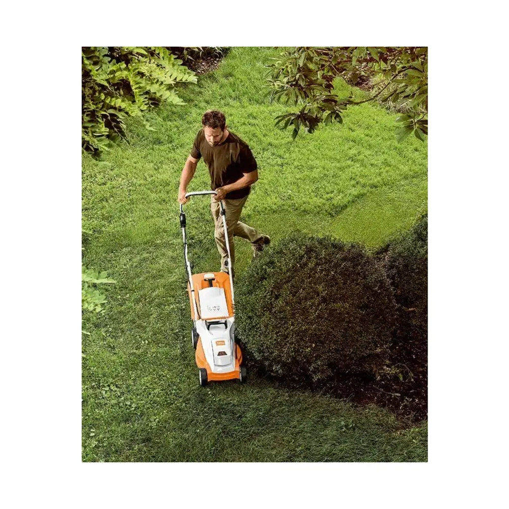 RMA 235.0 (INT1) Аккумуляторная газонокосилка STIHL 63112000010