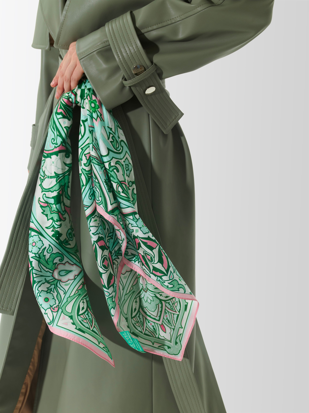Платок «Арабески» кипарисовый 100% шёлк