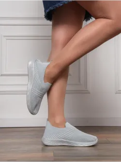 Кроссовки летние текстильные