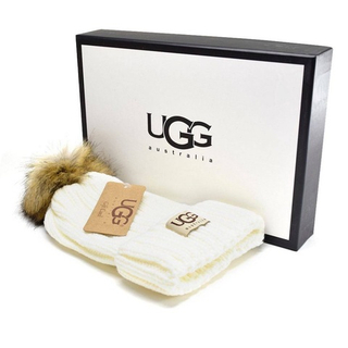 Ugg Hat II White