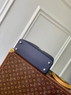 Louis Vuitton Capucines BB