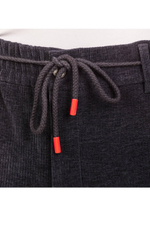 Вельветовый костюм Isaia