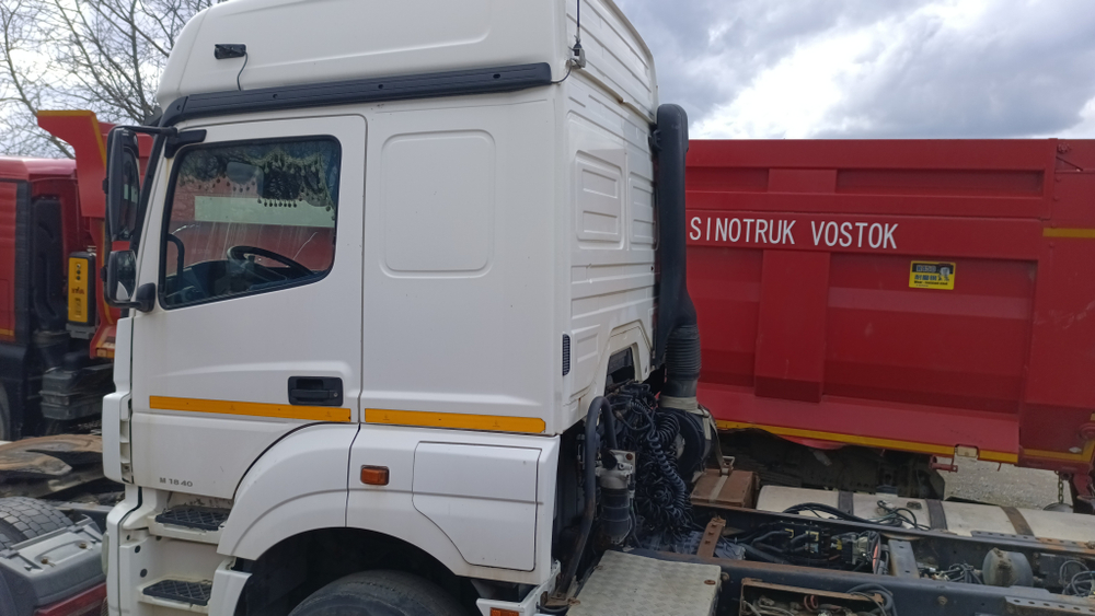 КамАЗ 5490 4x2 Седельный тягач 5490-S5 (Дизель/Газ, 12,0 л, 401 л.с., МТ)
