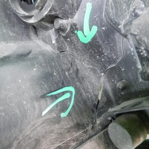 Фара левая Toyota Rav 4 CA40 (2015-2019) LED