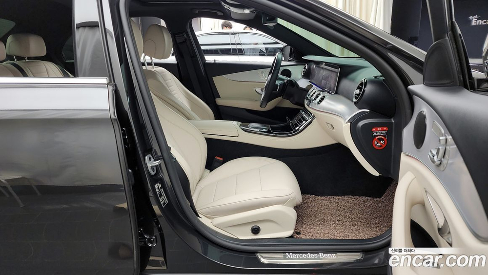 Mercedes-Benz E-Class W213 E250 Avangarde (05.2021)