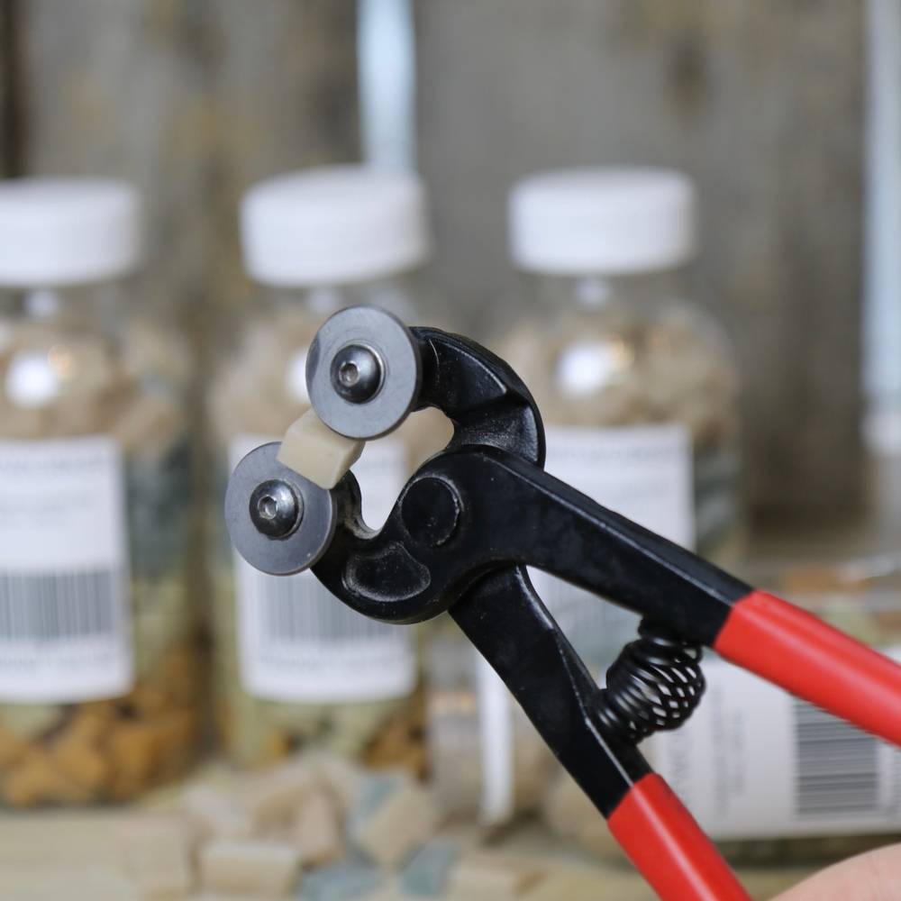 Смальта для мозаики колотая на модуль купить. Большой выбор цветов и оттенков.