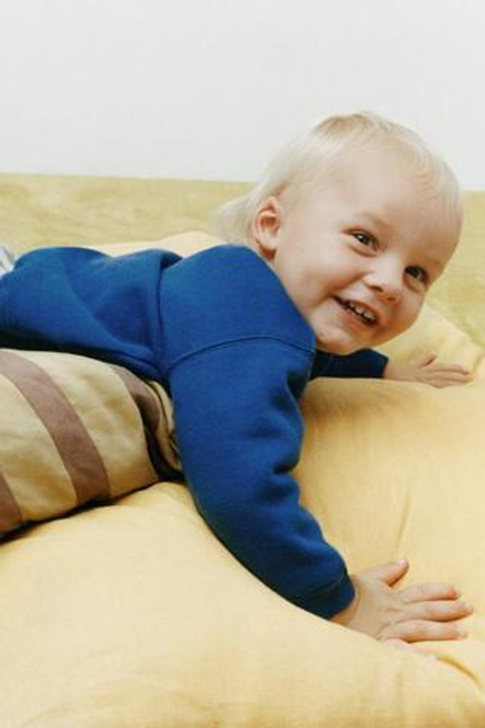 ZARA ТОЛСТОВКА С ПРИНТОМ «МЕДВЕЖОНОК», СИНИЙ