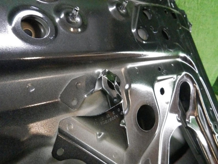 Дверь левая Mercedes E C238 (2016-2023)