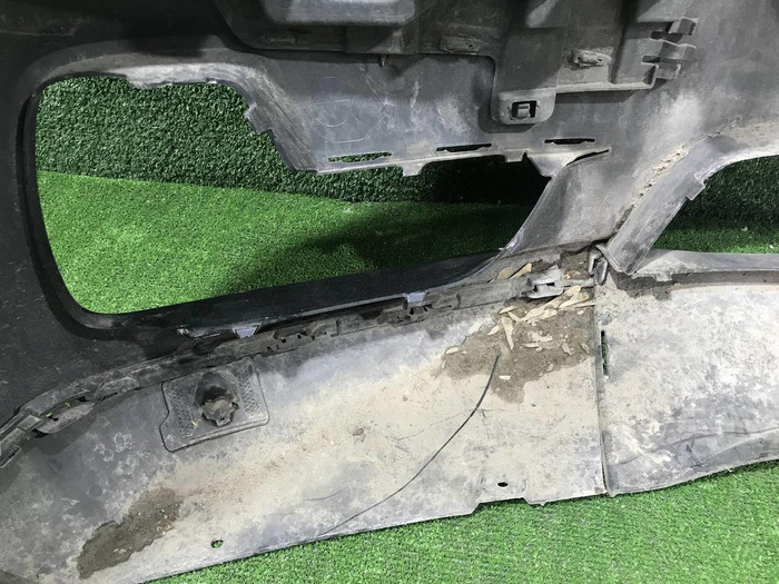 Бампер передний BMW X5 F15 (2013-2018)