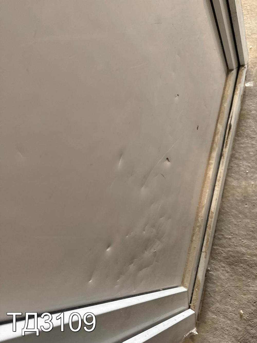 Дверь пластиковая входная Б/У 2020(в) x 900(ш)