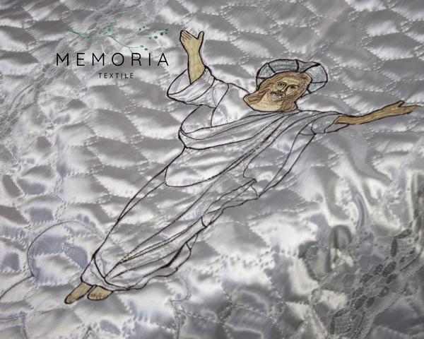 Комплект ритуальный с вышивкой "Спаситель" атлас-стеганка (серебро)