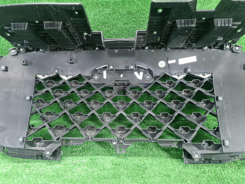 Решетка радиатора Chery Tiggo 8 Pro Max (2022-н.в.)