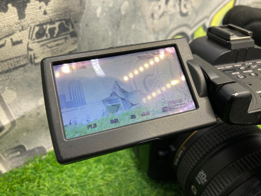 Sony HXR-NX5E