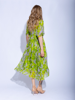 Женское зелёное платье миди с цветочным принтом