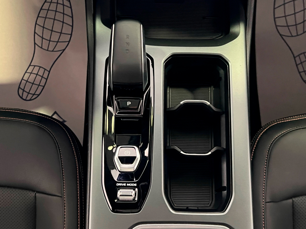 Geely Okavango, 2024 год