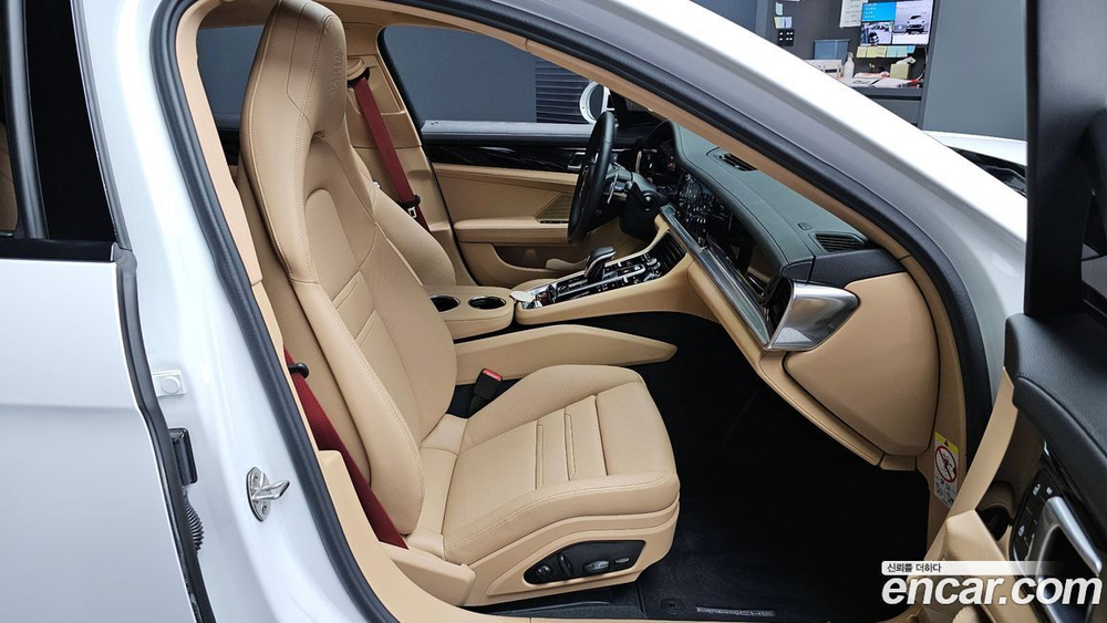 Porsche Panamera (971) 2.9 AWD (04.2023)