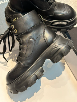 Ботинки Chanel