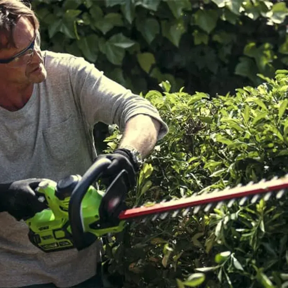 Кусторез аккумуляторный Greenworks G40HT61 (1 x 4 Ач, ЗУ) 2200907UB