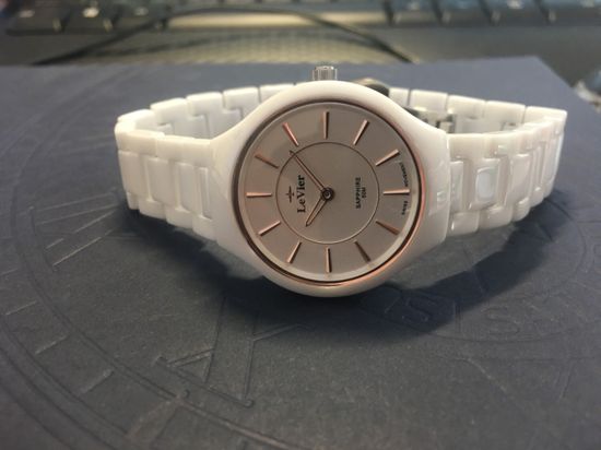 Женские керамические часы из Франции LeVier L 7504 L Wh крупным палном