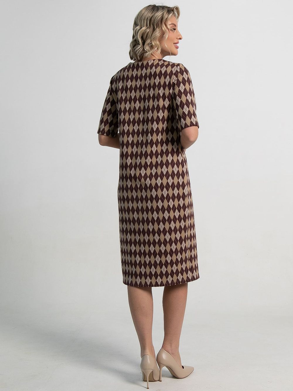 Платье трикотажное Лорейн (бежево-коричневое) П15189-25М LT Collection