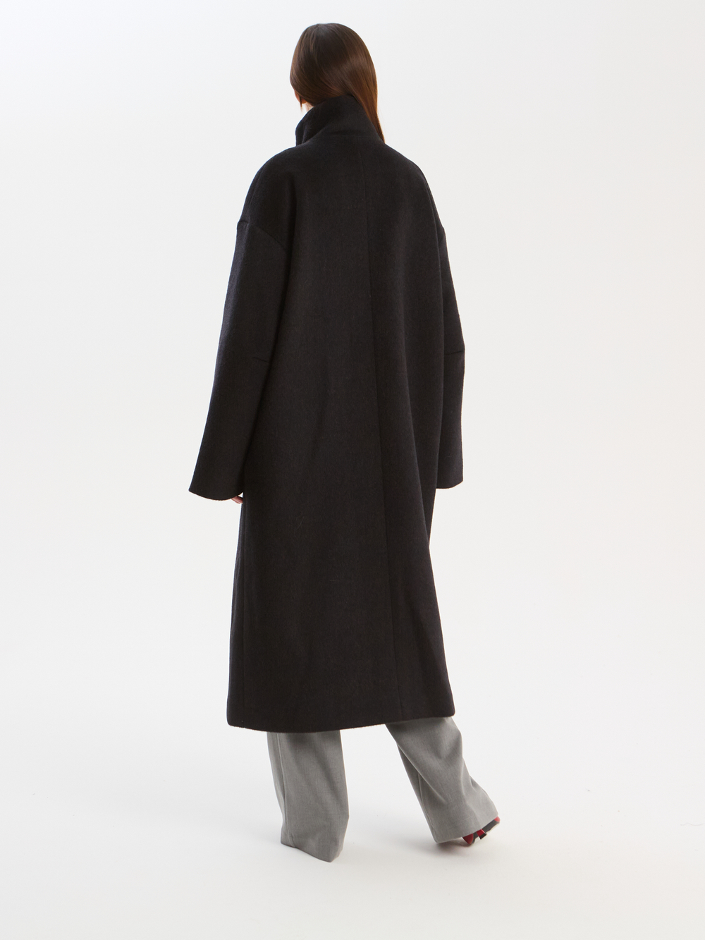 Пальто удлиненное ворсовое черное
