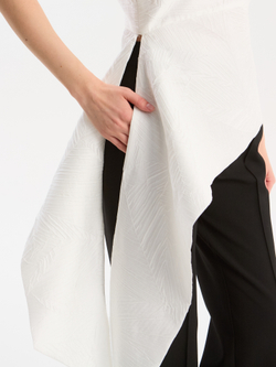 Топ фактурный на 1 плечо