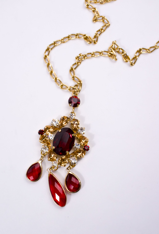 CELESTEG КОЛЬЕ CELRSTEG