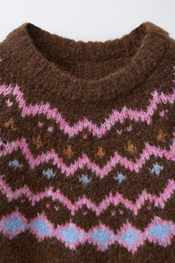 ZARA ТРИКОТАЖНЫЙ СВИТЕР С КОНТРАСТНЫМ УЗОРОМ, ШОКОЛАДНЫЙ