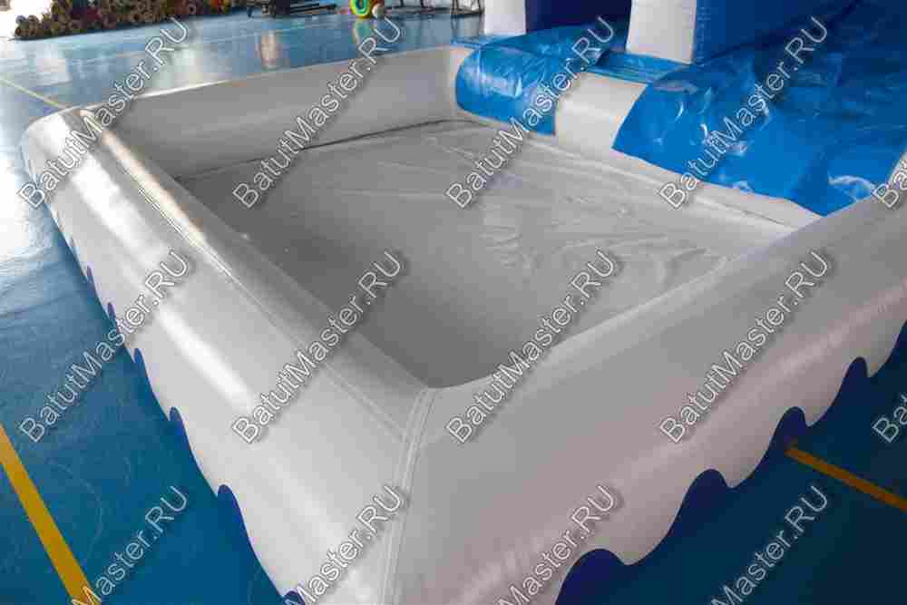 Надувная горка "Синяя тучка" размер 9*4*6 м