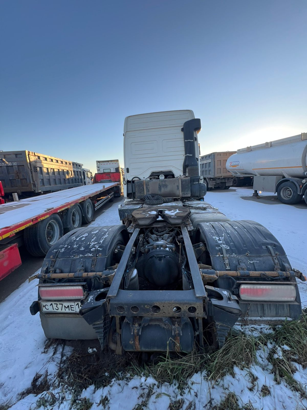 КамАЗ 5490 4x2 Седельный тягач 5490-S5 (Дизельный, 12,0 л, 401 л.с., МТ)