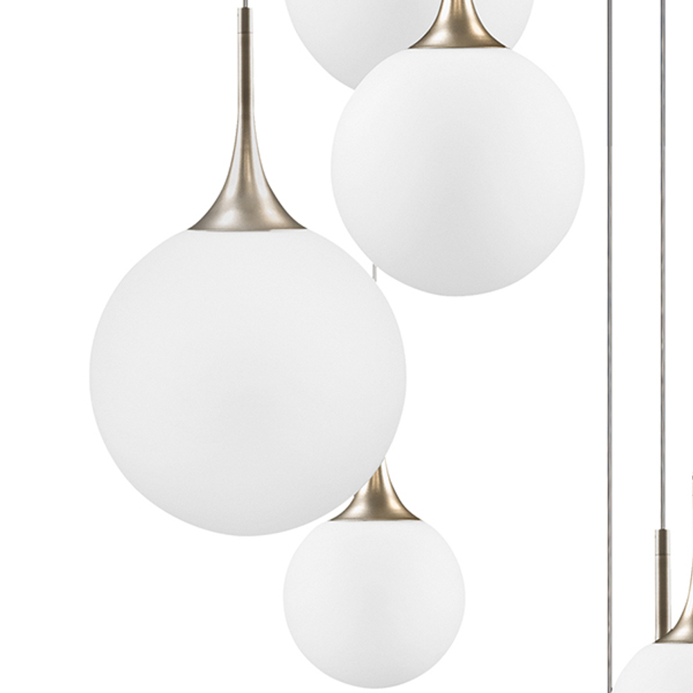 813093 Люстра GLOBO 9х40W E14 шампань/белый