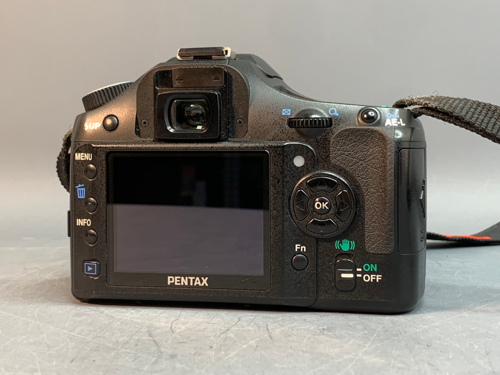 Pentax K200D Kit DA 18-55mm 25.000 кадров