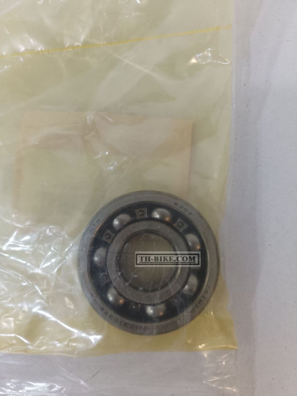 96100-63040-00. BEARING, RADIAL BALL, 6304. HONDA