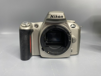 Nikon F55 kit 28-80mm