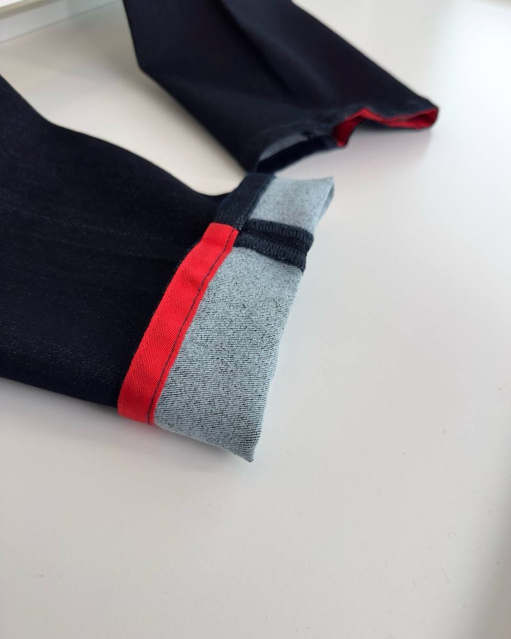 Джинсы Kiton