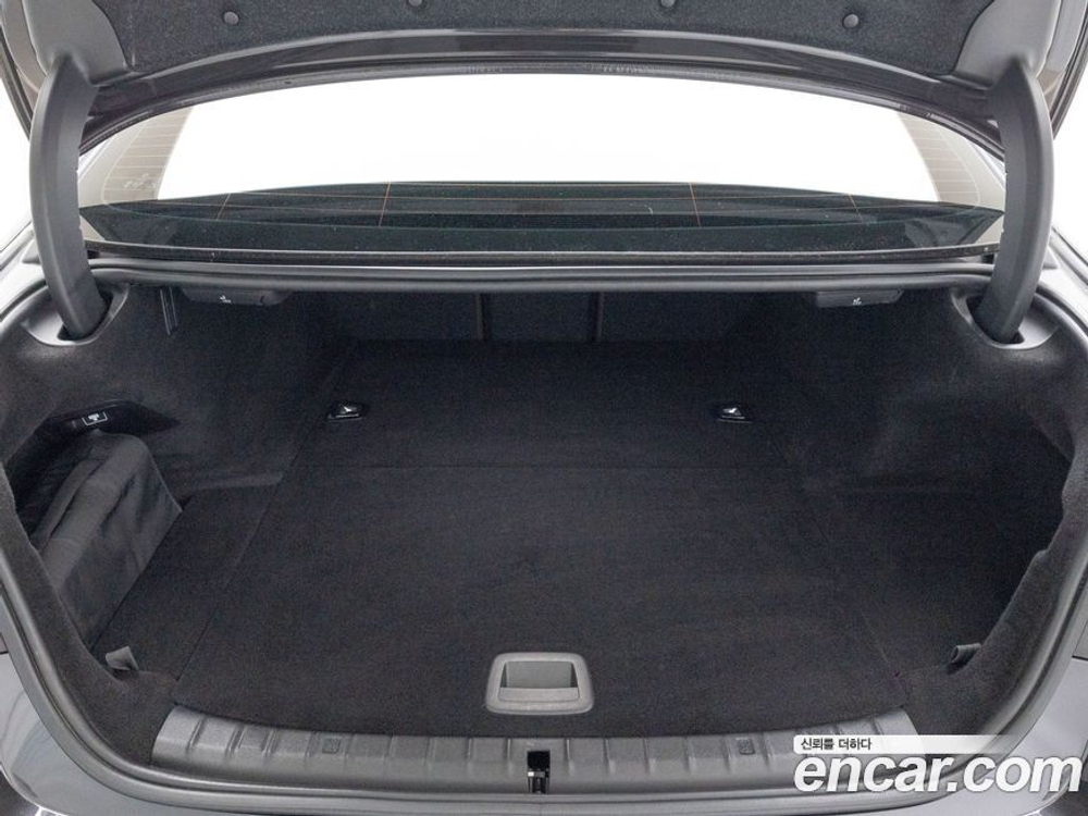 BMW 5 Series (G30) 530e Luxury (04.2021)