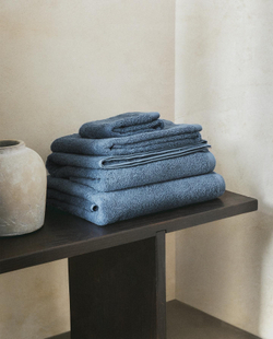 Zara Home - Гладкое махровое хлопковое банное полотенце (500 гхм2), голубой, 50х90 см