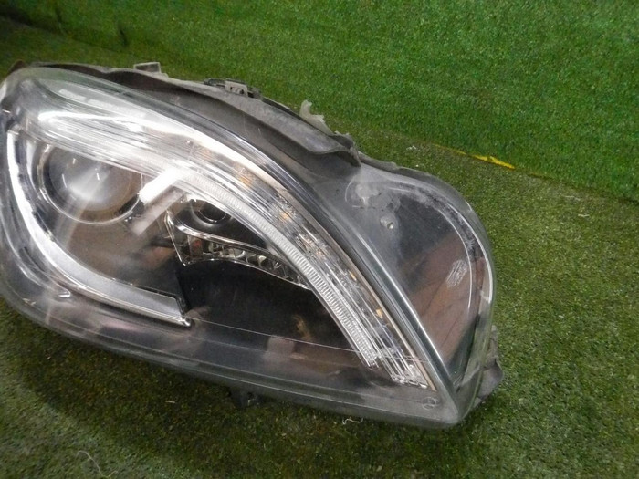 Фара правая Mercedes M W166 (2011-2015) ксенон