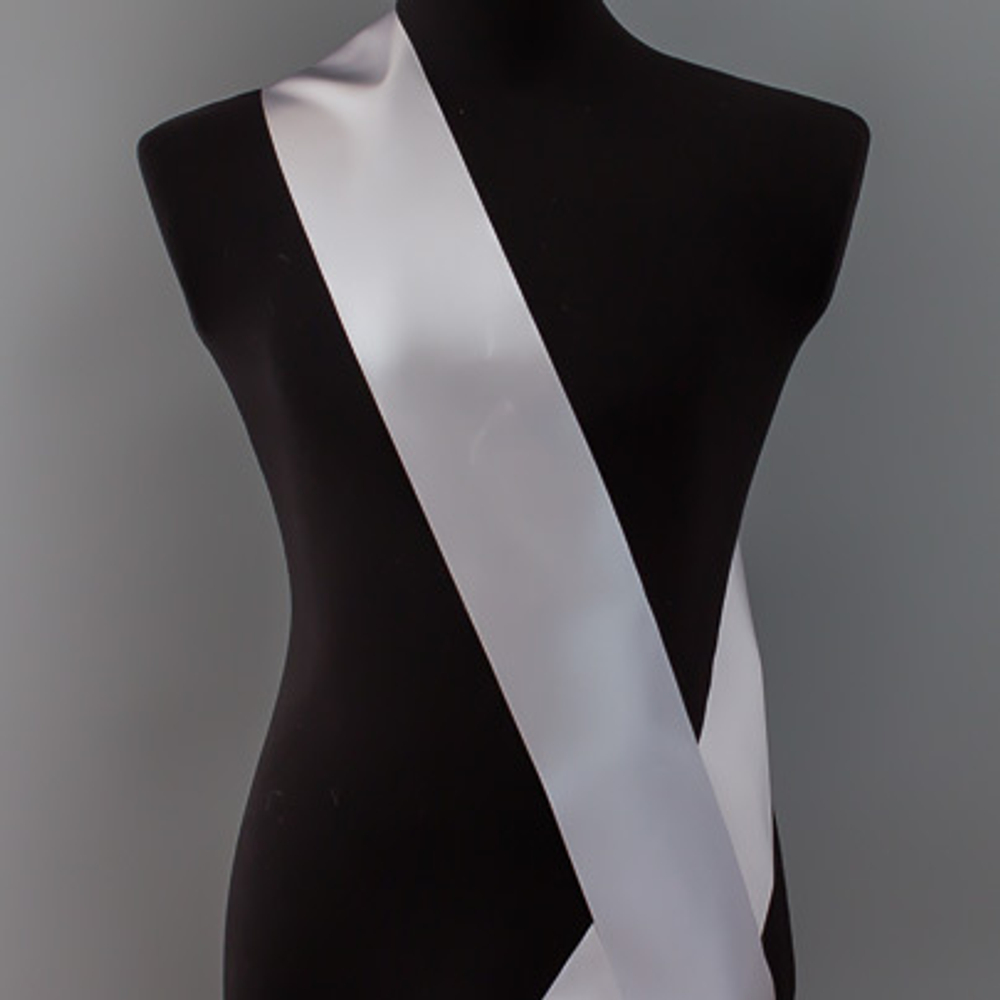 Лента наградная для конкурса красоты С НАНЕСЕНИЕМ. Цвет ленты СЕРЕБРО . Крепление булавка.