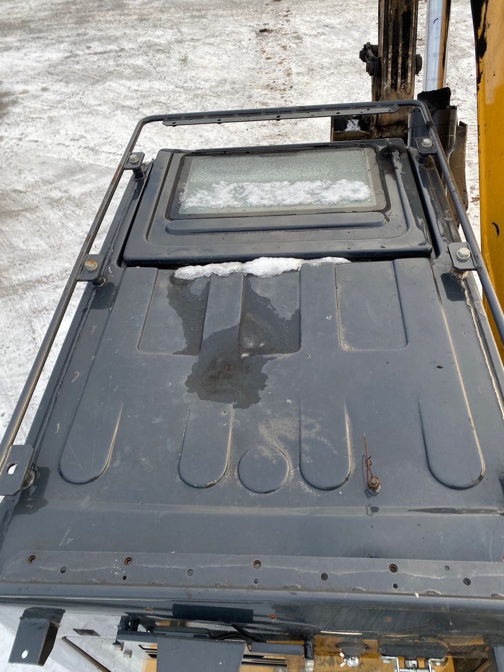 LiuGong CLG933 Экскаватор CLG933E	 (Дизельный, 6,7 л, 230 л.с., АТ)