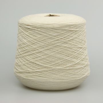 Пряжа 2/16 NM Albert, цвет 136 Молочный (100% шерсть ягнёнка)