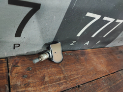 Датчик давления в шине (TPMS) Kia Sportage 4 (QL) 16-22 Б/У  11SPT1102RA