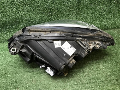 Фара правая Mercedes C w205 (2018-2023) LED