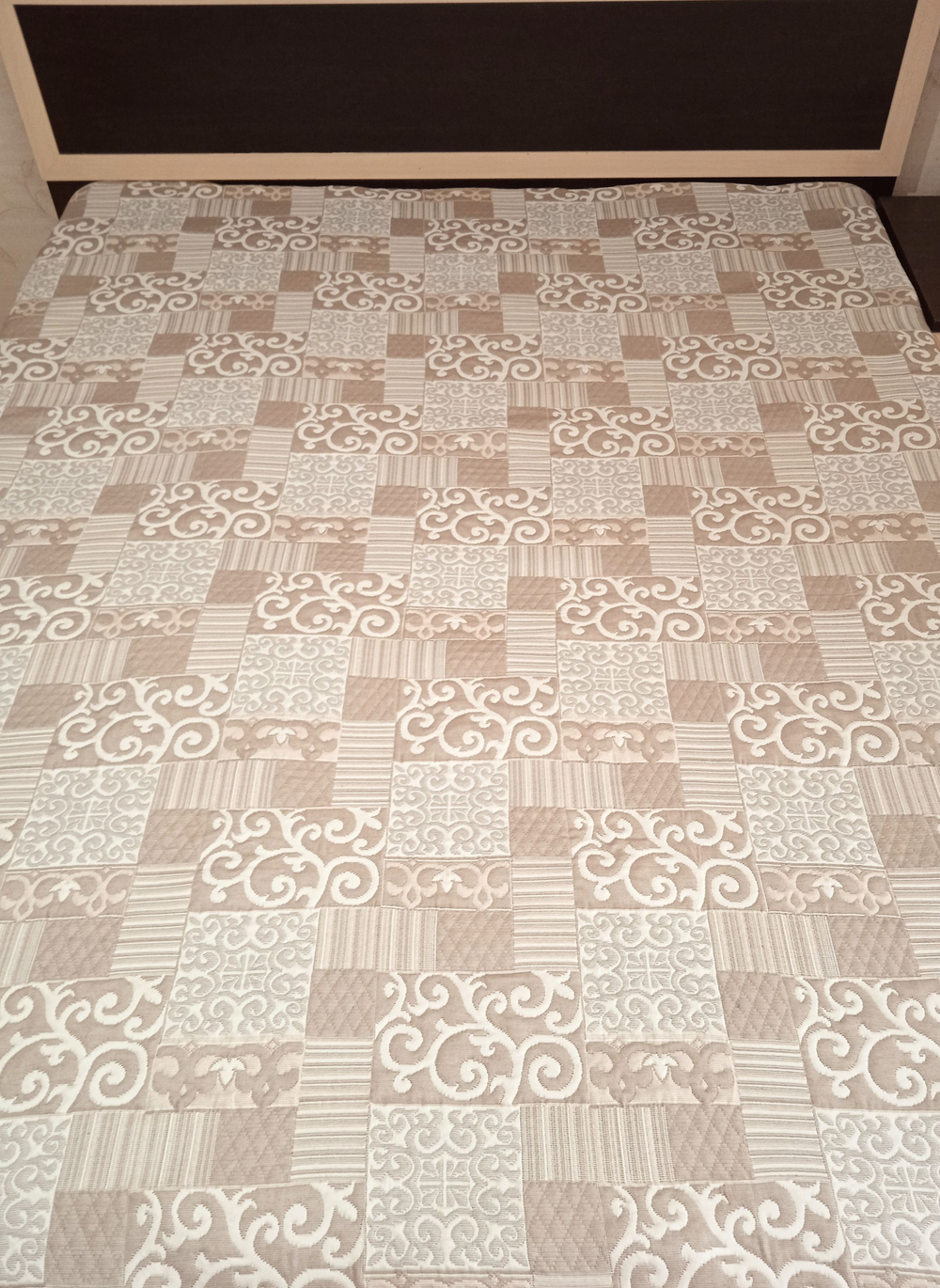 Покрывало жаккардовое двухстороннее Нежность 151-18 1,5 (150х200)