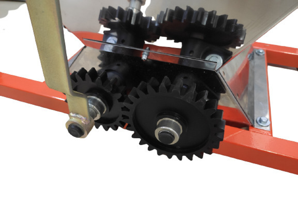 Дробилка для винограда, фруктов и ягод ЛАН 24 л, НЕРЖАВЕЙКА (С регулируемым зазором между вальцами)