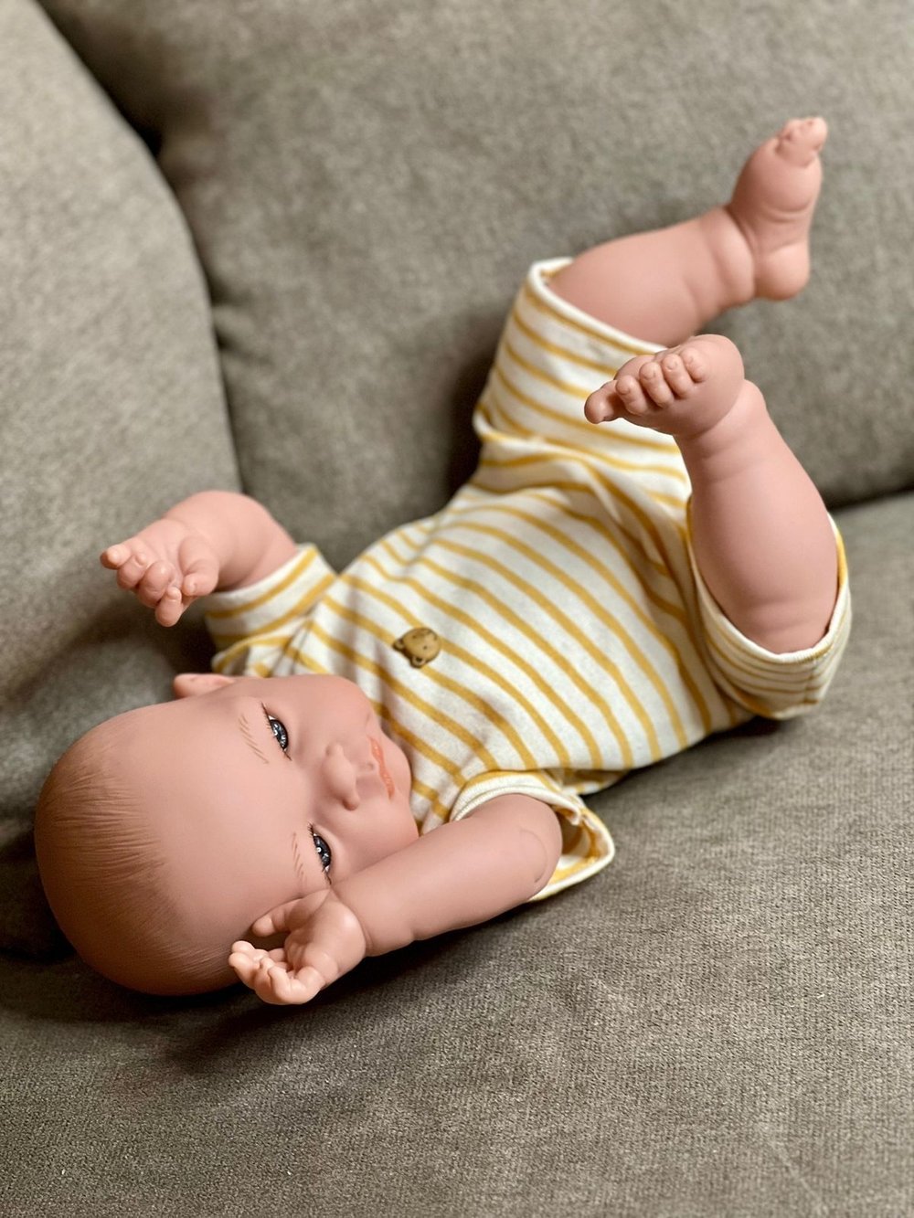 Кукла LAMAGIK виниловая 45см John (46407)