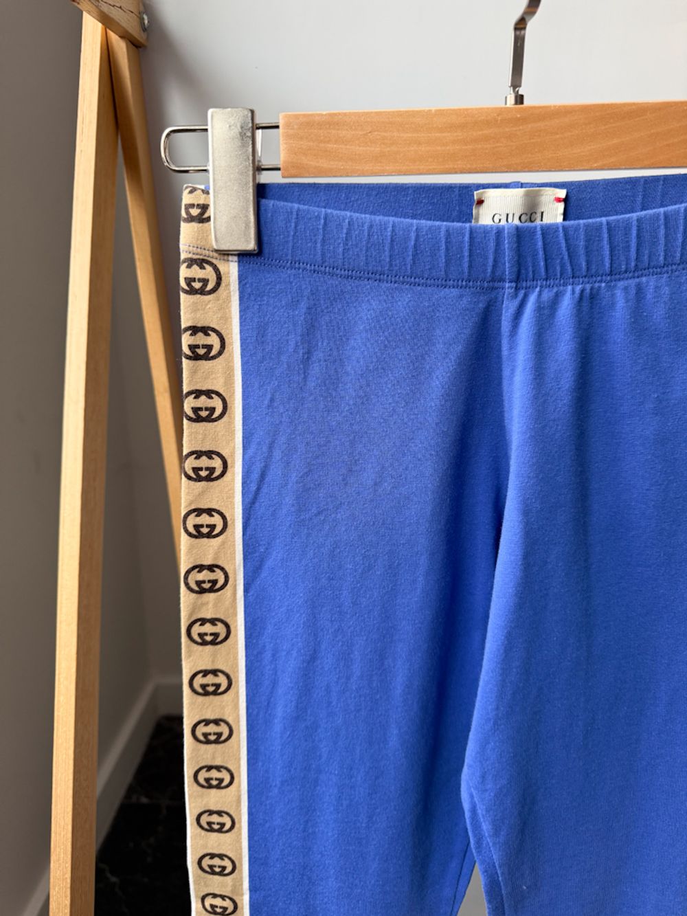 Легинсы Gucci, 140