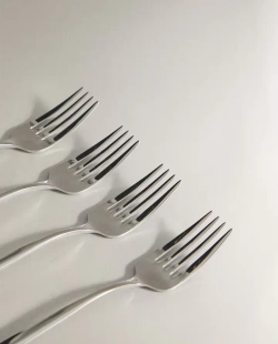 ZARA ВИЛКА С ТОНКОЙ РУЧКОЙ (НАБОР ИЗ 4 ШТ.)