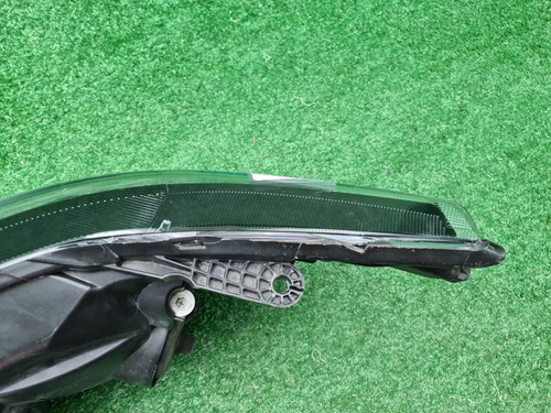 Фара правая Ford Transit 7 (2014-2019) Галоген